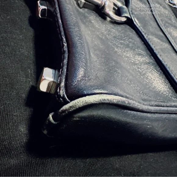 💙REBECCA MINKOFF Dark Navy Blue MAC clutch crossbody small medium silver chain - Picture 5 of 10
